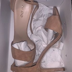 Women Aldo heels
